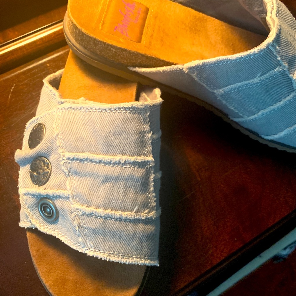 Comfortable Sandals